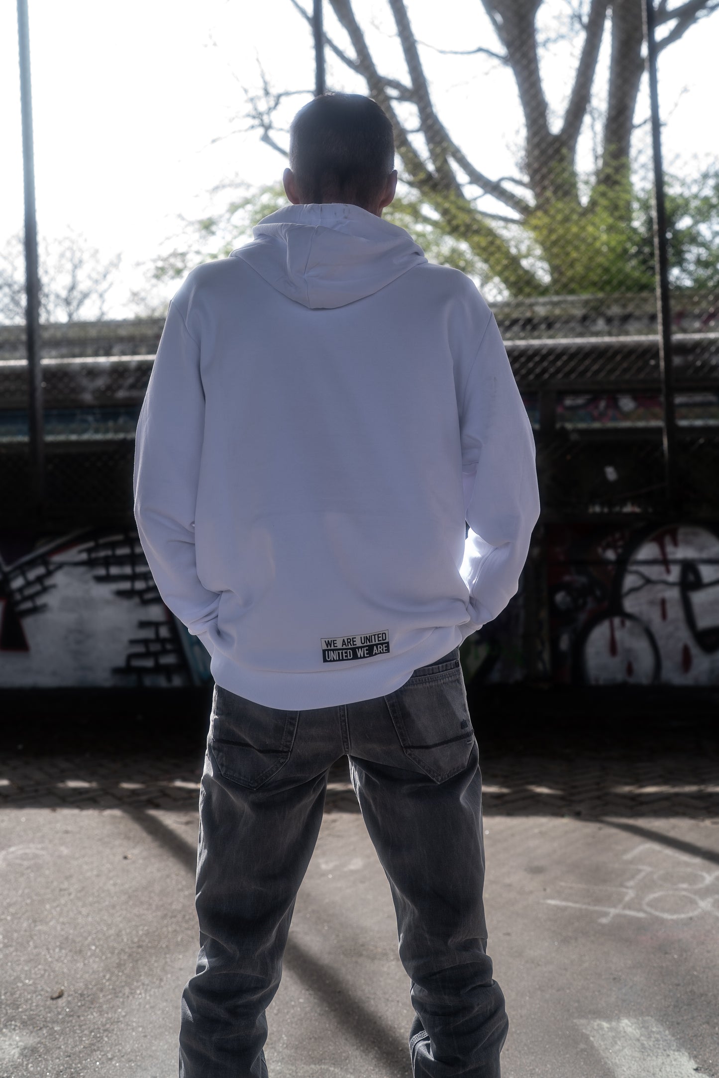 AM1U White Regular Hoodie