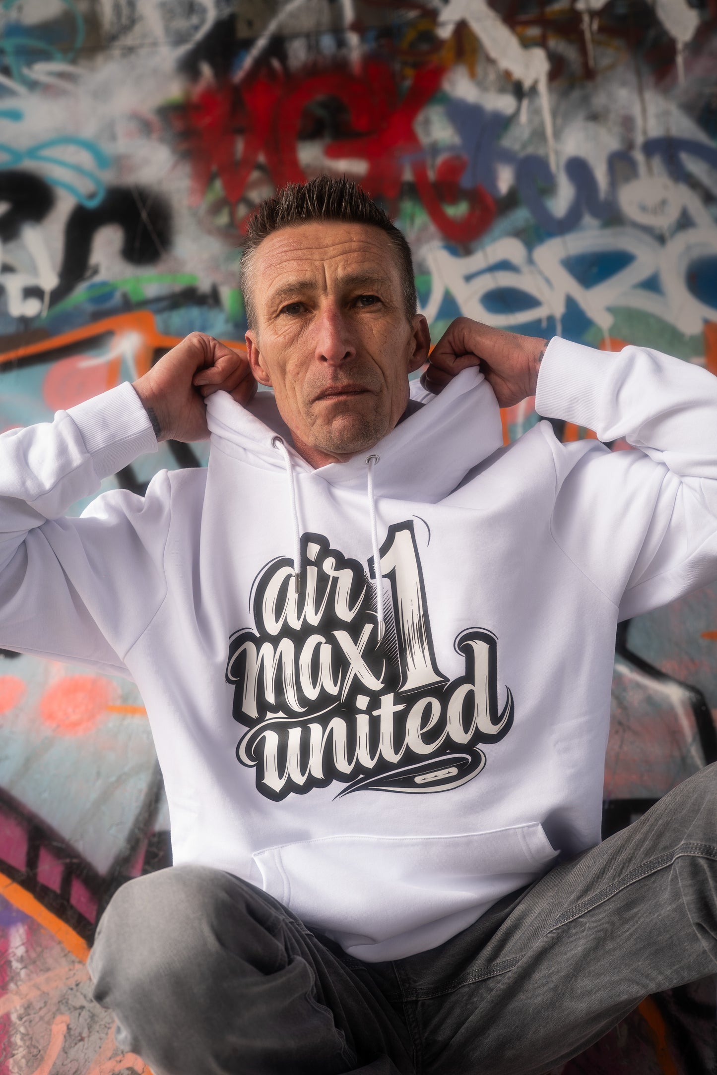 AM1U White Regular Hoodie